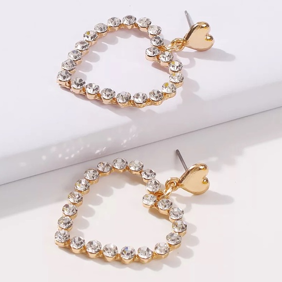 Cute and girly diamond heart dangle earrings - Picture 2 of 4